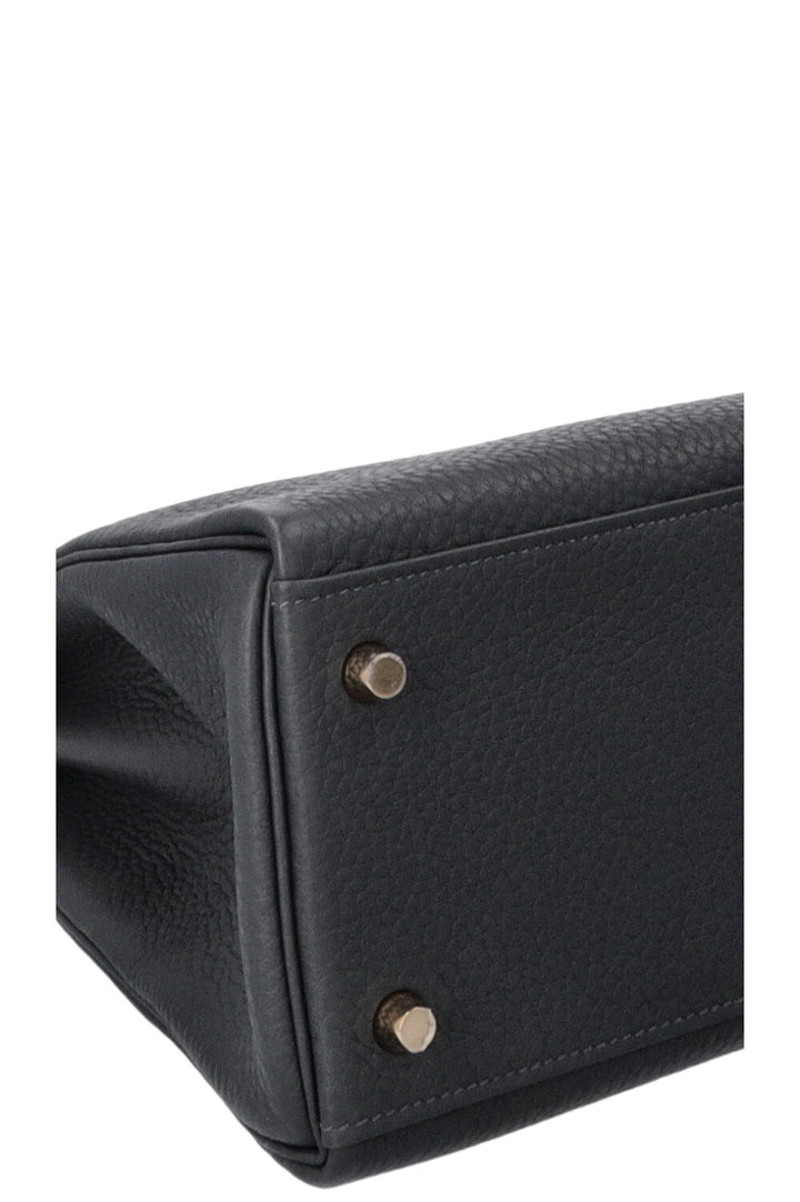 HERMÈS Kelly 28 Retourne Togo Gris Misty