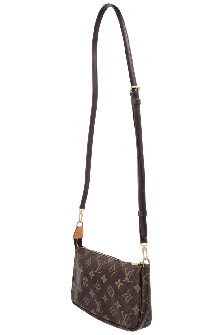 LOUIS VUITTON Pochette Accessoires MNG Toile