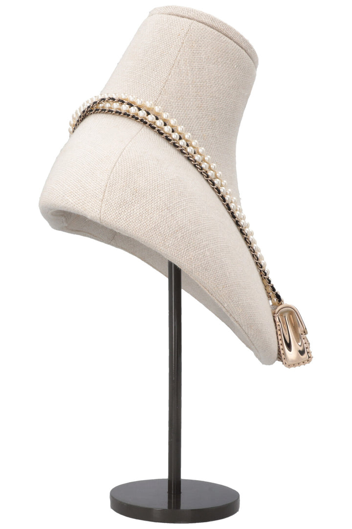 CHANEL The Chain Flap Bag Necklace Pearls Chain