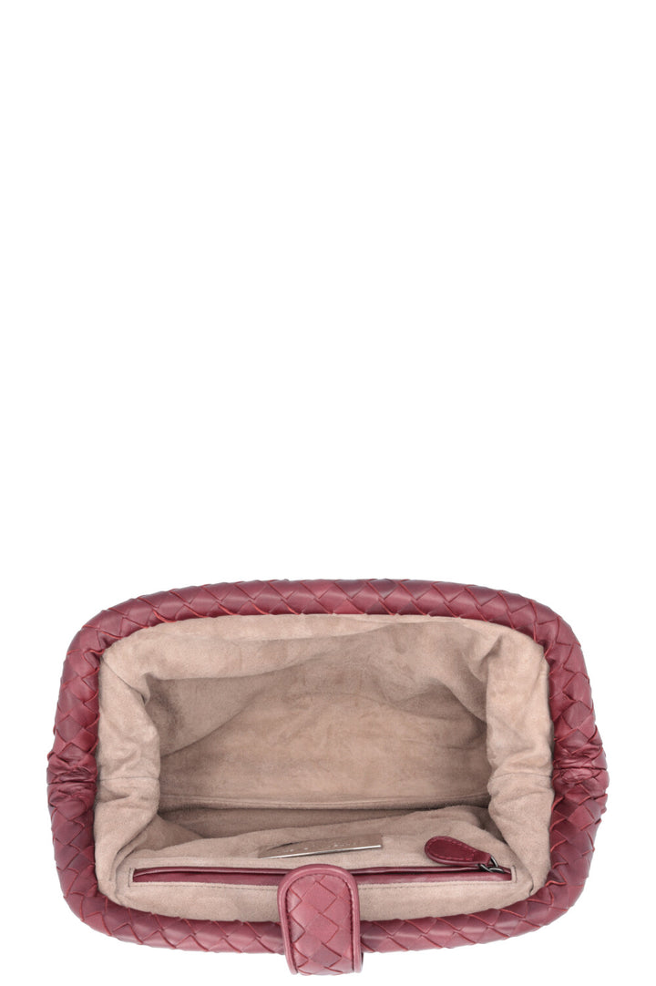 BOTTEGA VENETA The Lauren 1980 Clutch Gigolo Red