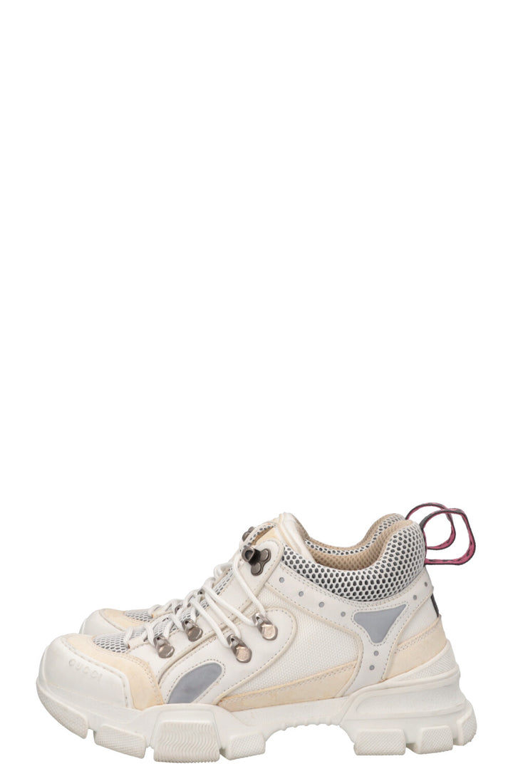 Baskets GUCCI Flashtrek blanches et crème