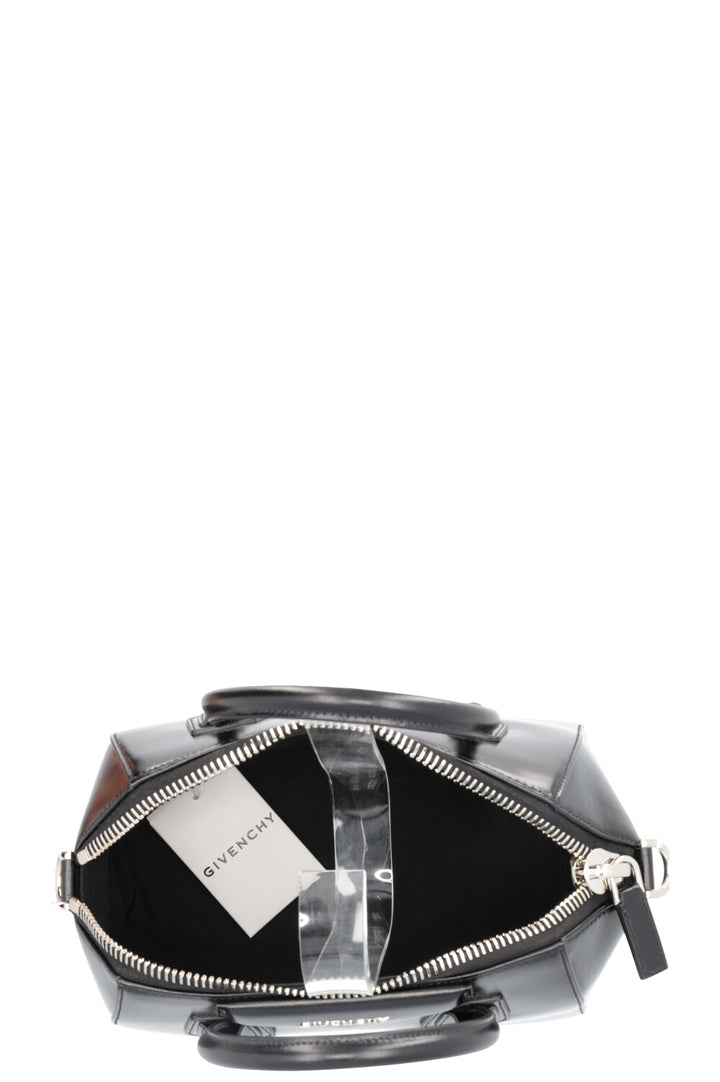 GIVENCHY Small Antigona Bag Leather Black