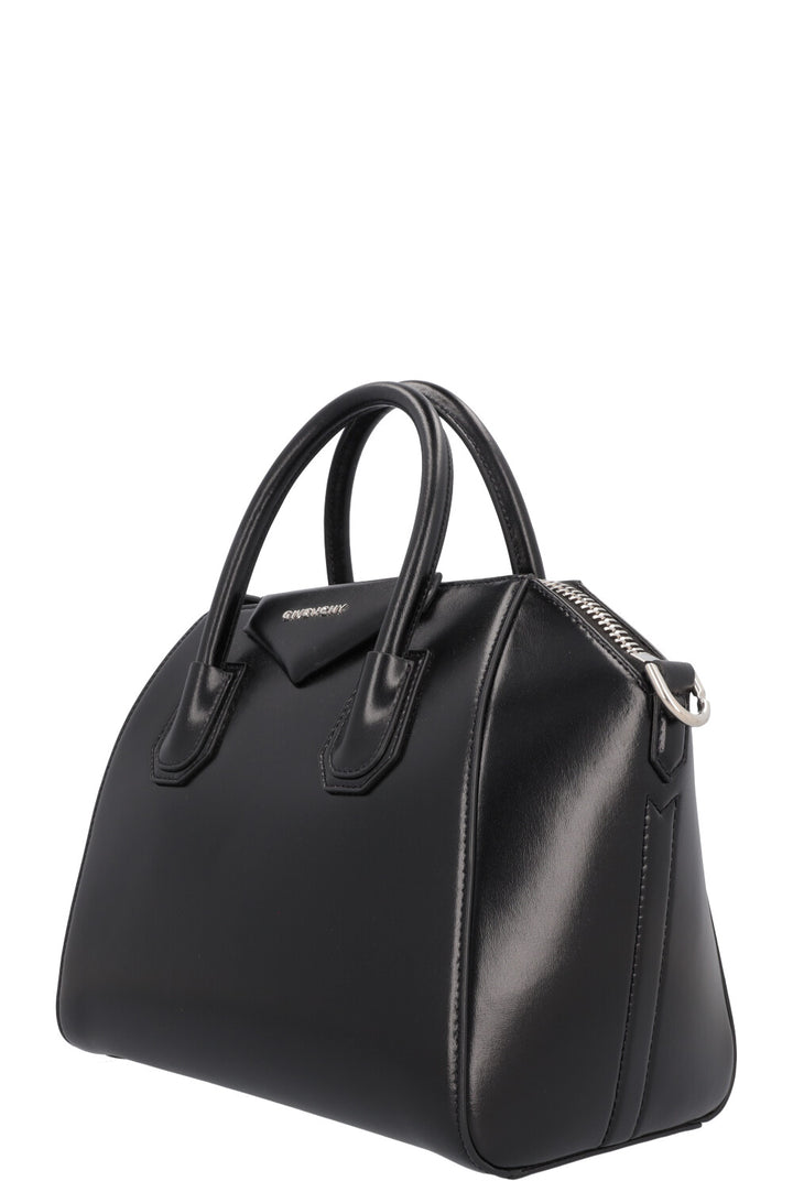GIVENCHY Small Antigona Bag Leather Black