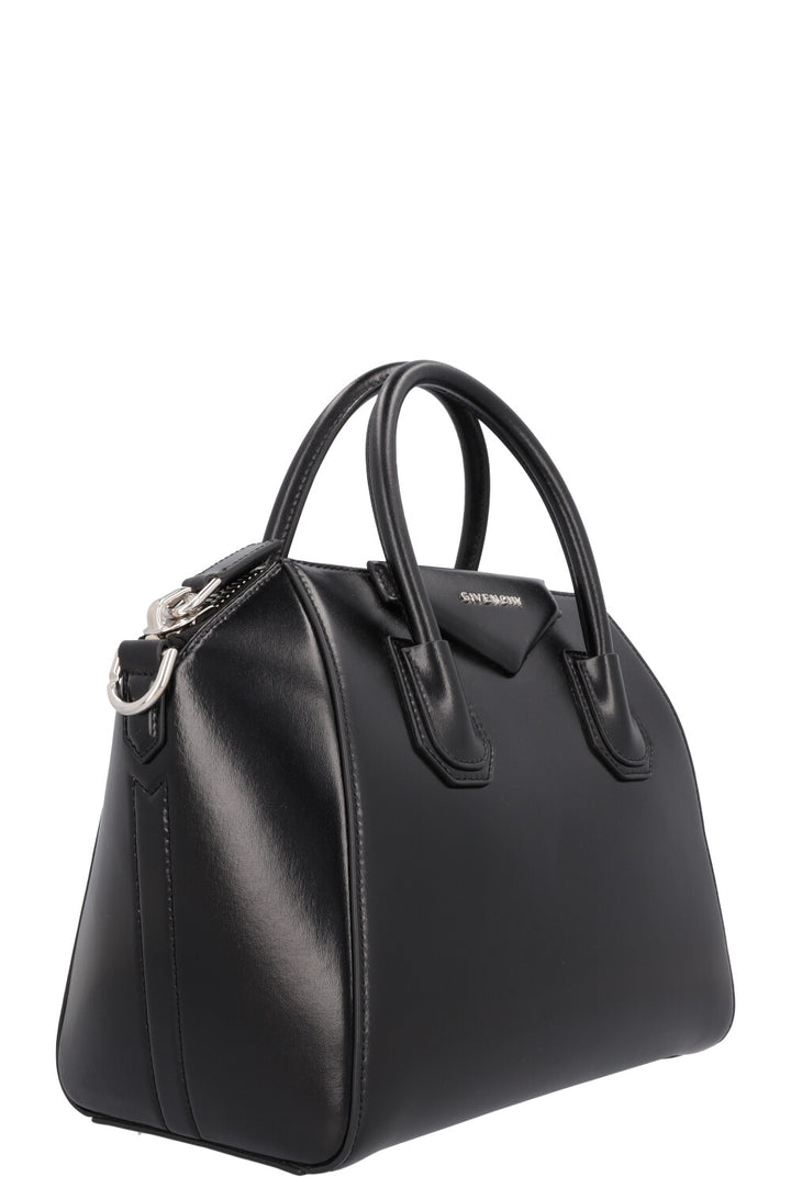 GIVENCHY Small Antigona Bag Leather Black