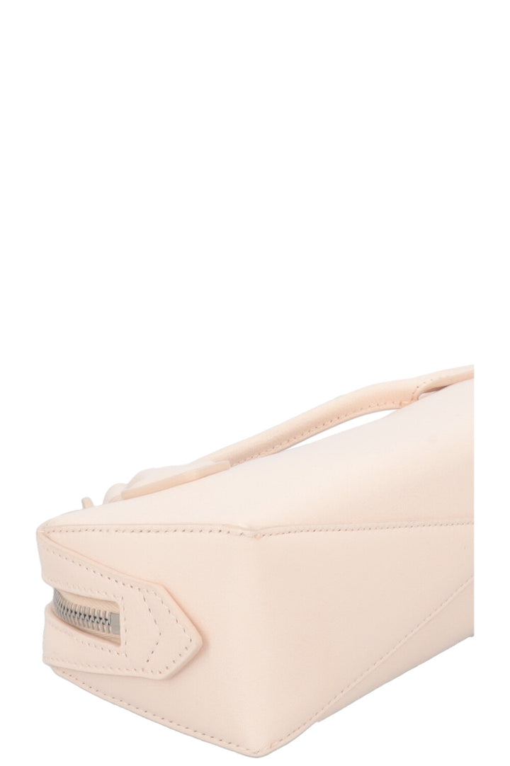 ALAÏA Le Teckel Clutch Leather Pink