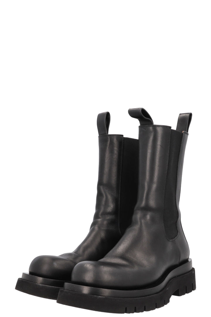 BOTTEGA VENETA Lug Chelsea Boots Black