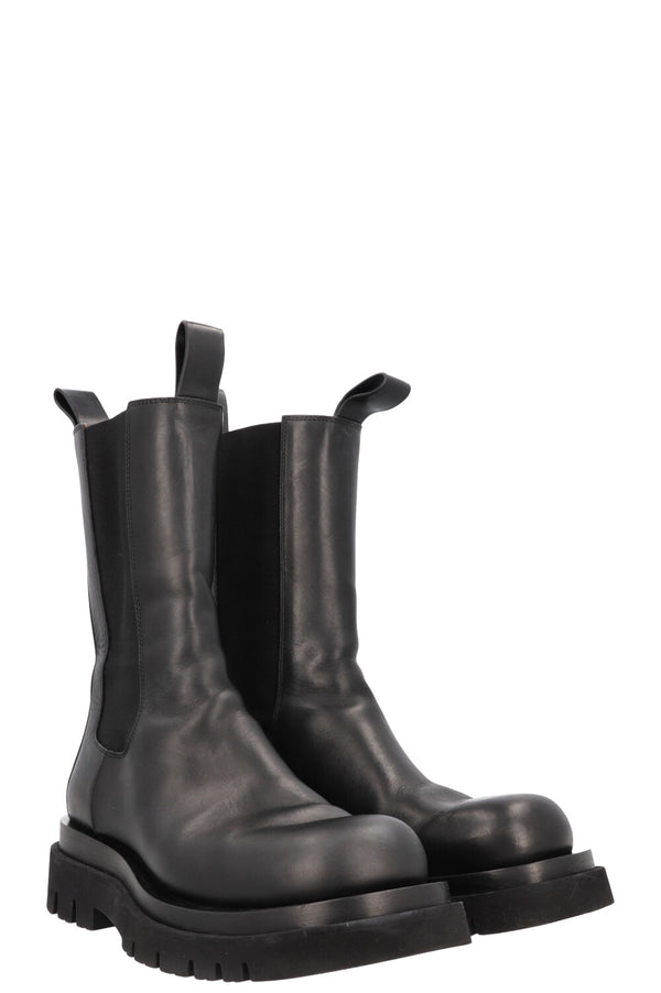 BOTTEGA VENETA Lug Chelsea Boots Black