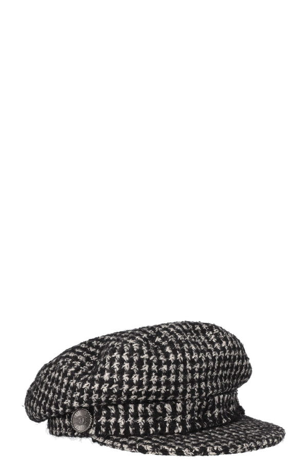 CHANEL CC Houndstooth Baker Boy Hat Tweed Black White