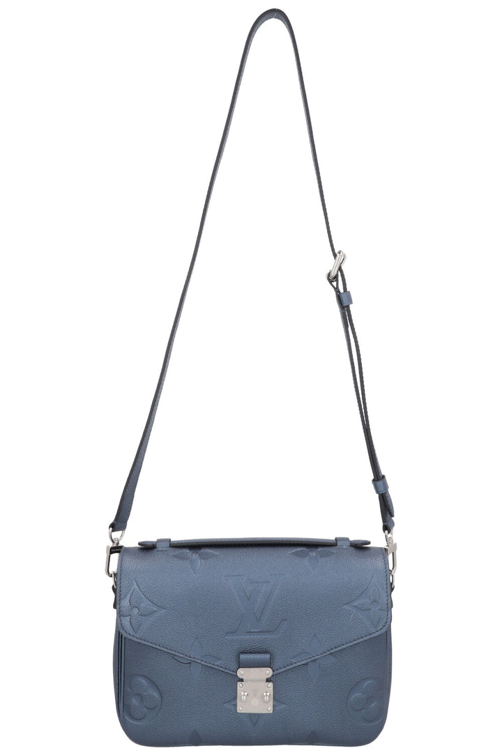 LOUIS VUITTON Pochette Métis Empreinte Blue Metallic