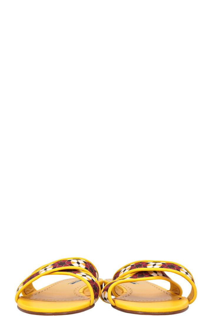 MANOLO BLAHNIK Flats Yellow