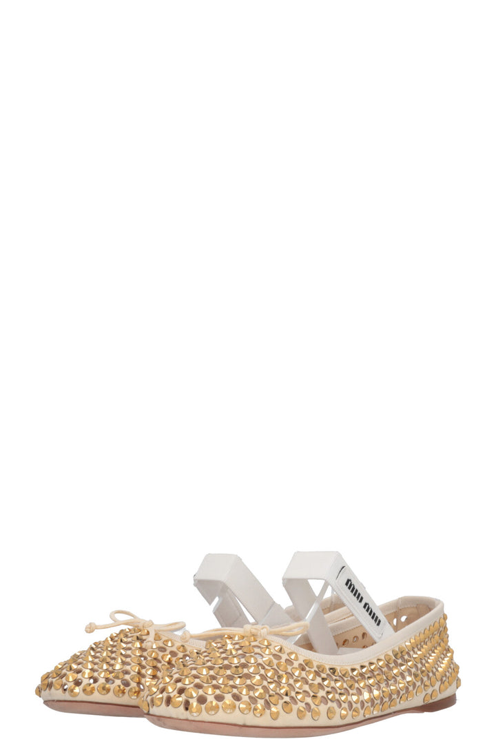 Ballerines MIUMIU en cuir clouté doré