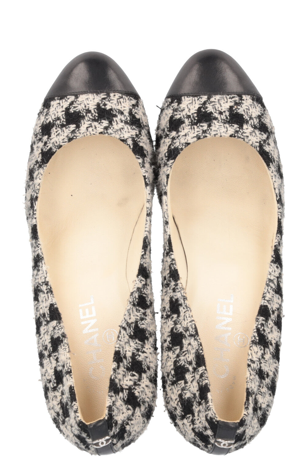 CHANEL Tweed Classic Heels Black White