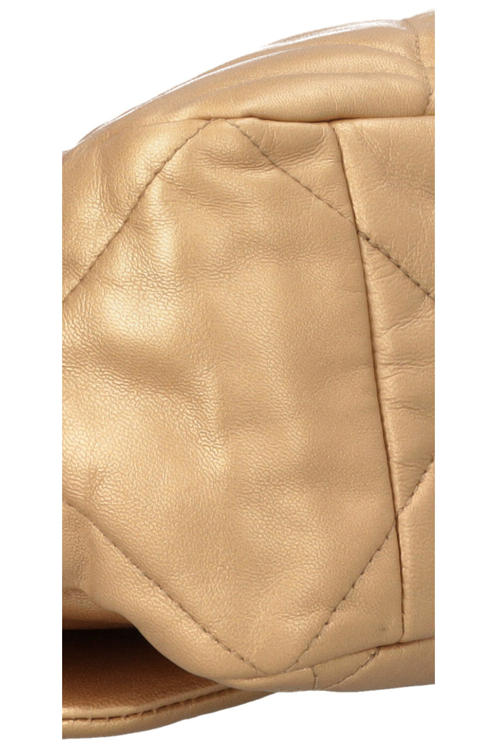 CHANEL 19 Bag Maxi Gold