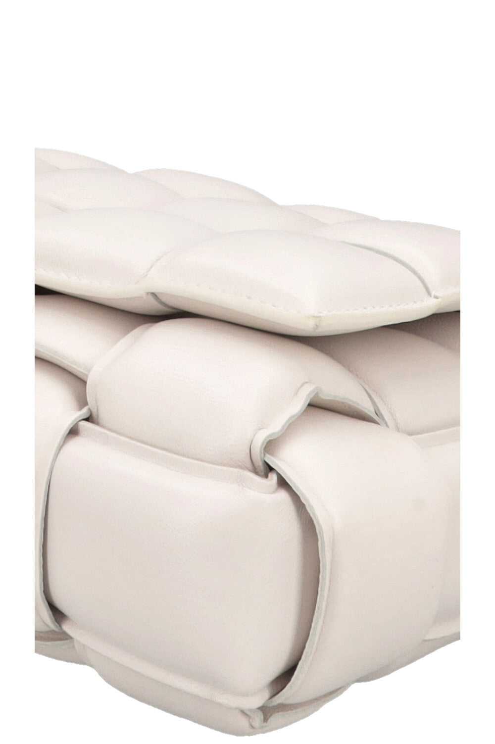 BOTTEGA VENETA Chain Cassette Bag Chalk