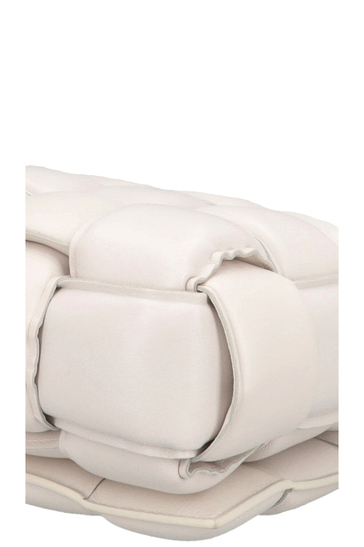 BOTTEGA VENETA Chain Cassette Bag Chalk