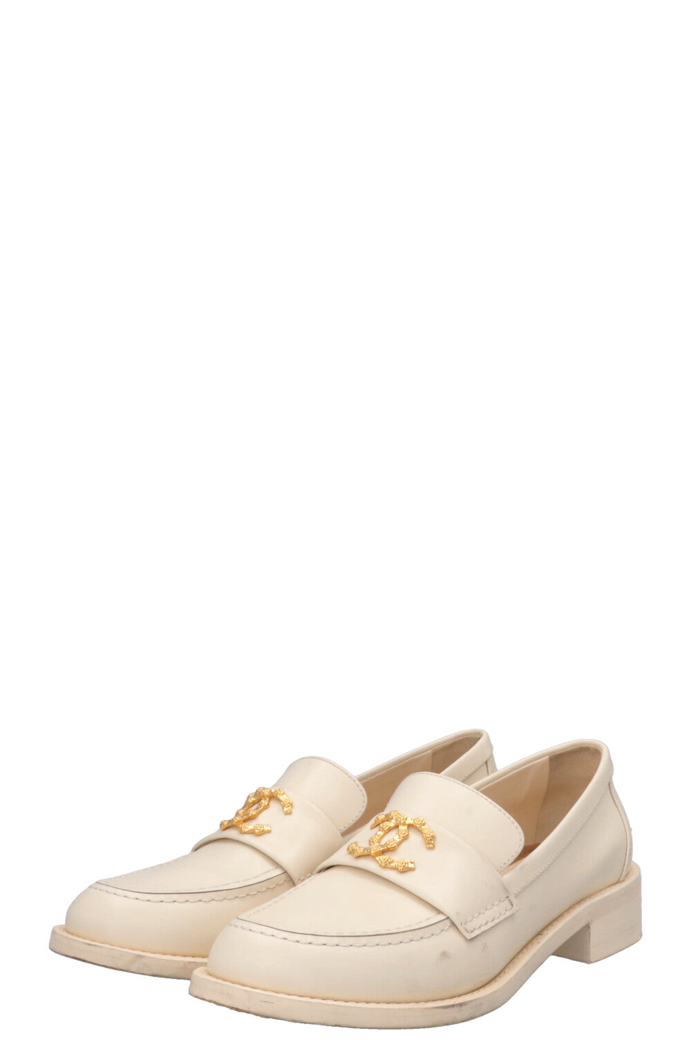 CHANEL CC Loafers White Gold