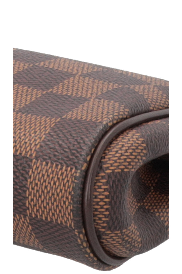 LOUIS VUITTON 2011 Sac bandoulière Eva Damier Ébène