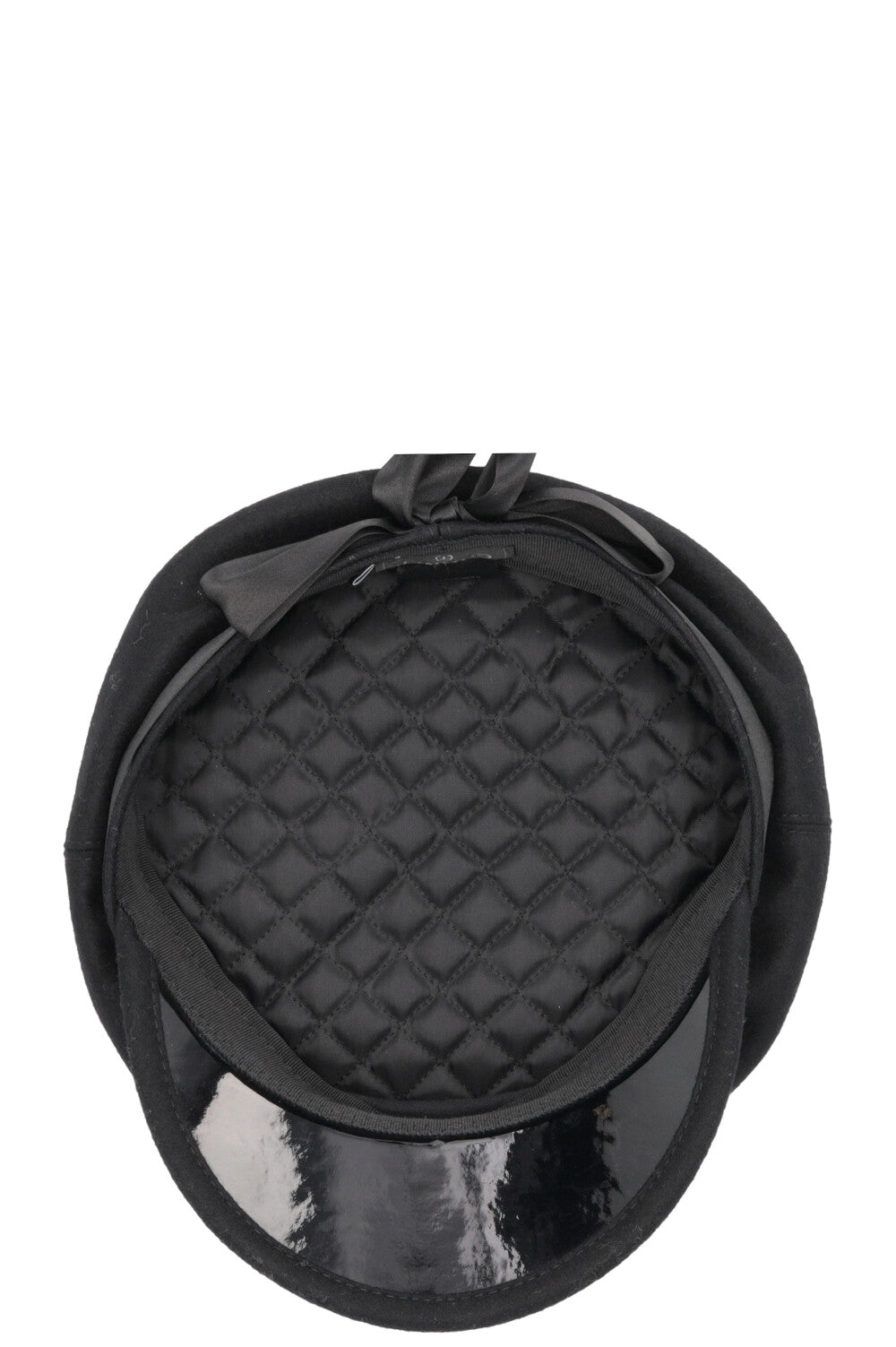 Béret CHANEL en satin noir avec nœud CC