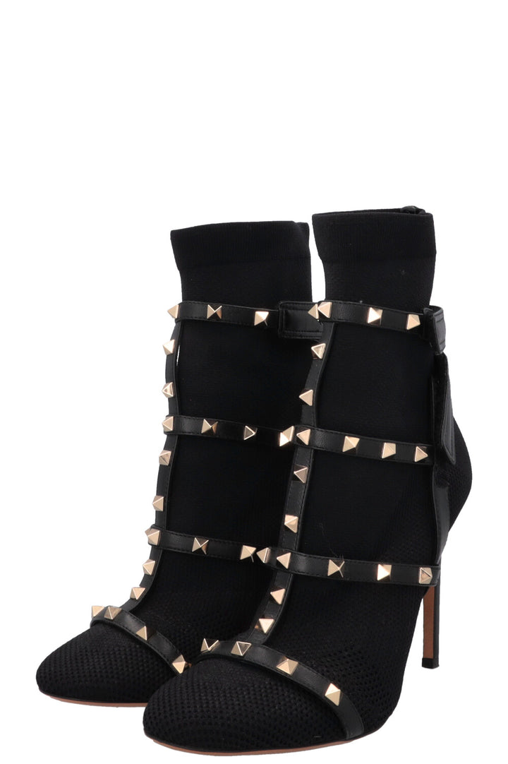 VALENTINO Rockstud Ankle Boots Black