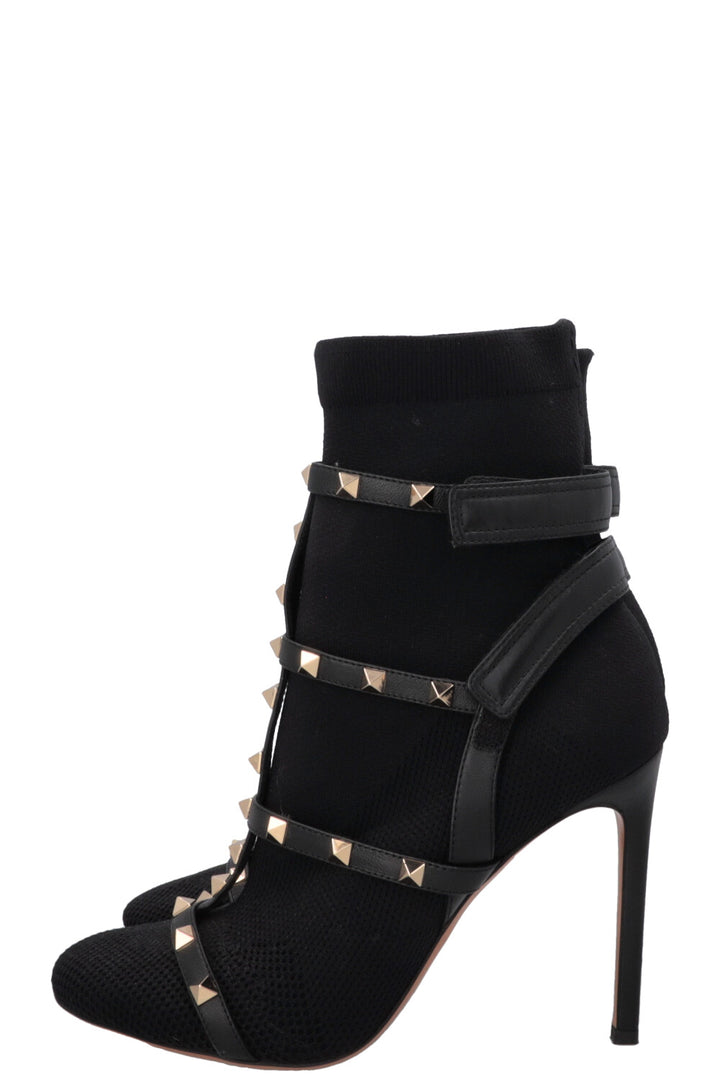 VALENTINO Rockstud Ankle Boots Black