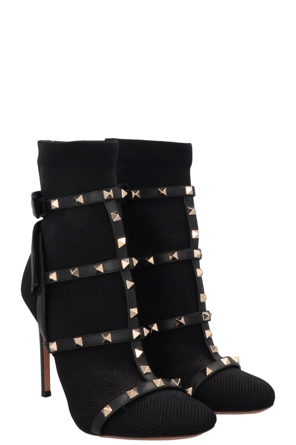VALENTINO Rockstud Ankle Boots Black