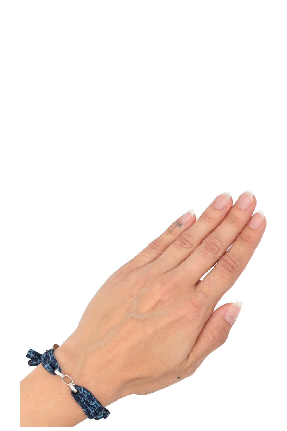 UNFOLD Hermès Silk Bracelet Silver
