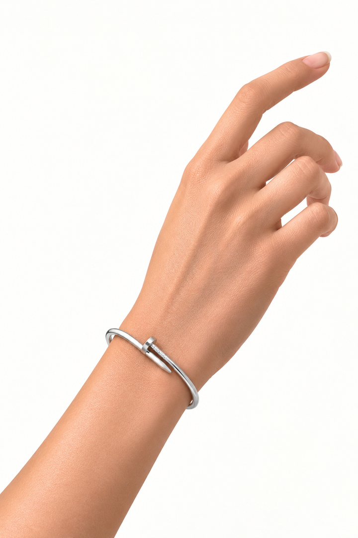 CARTIER Juste Un Clou Classic Or Blanc 18k