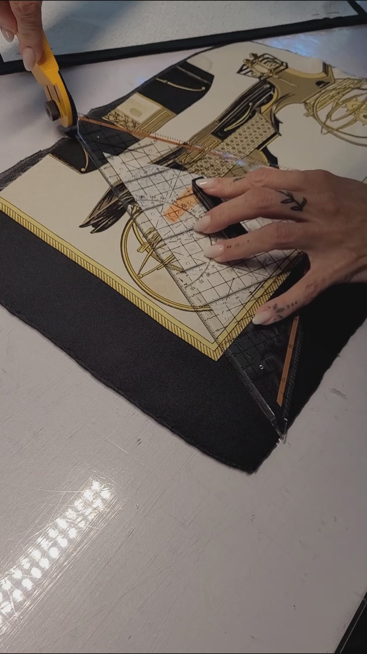 REAWAKE ATELIER Hermès Kelly 35 Shaper Dark Blue