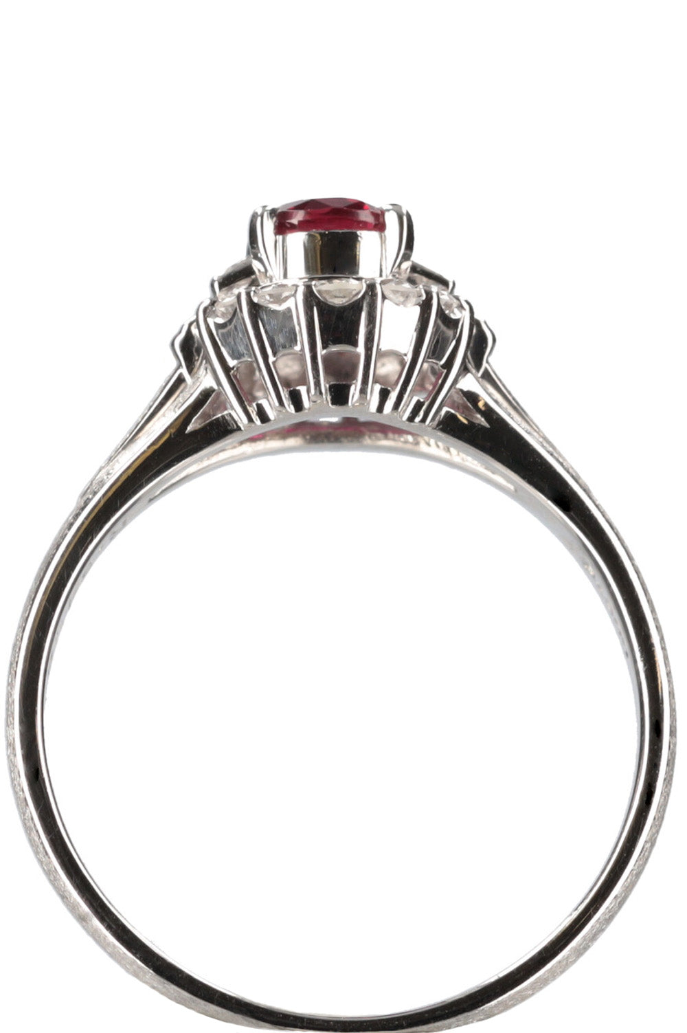 VINTAGE JEWELRY Ruby Diamonds Ring Platin