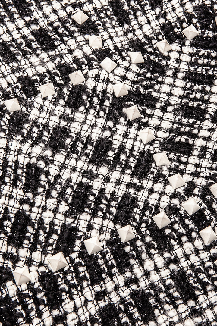CHANEL deux pièces clous blancs noirs 03A