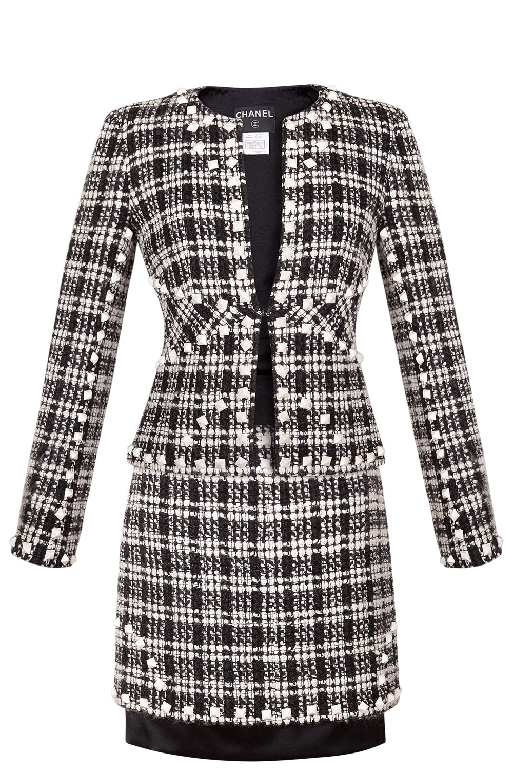 CHANEL deux pièces clous blancs noirs 03A