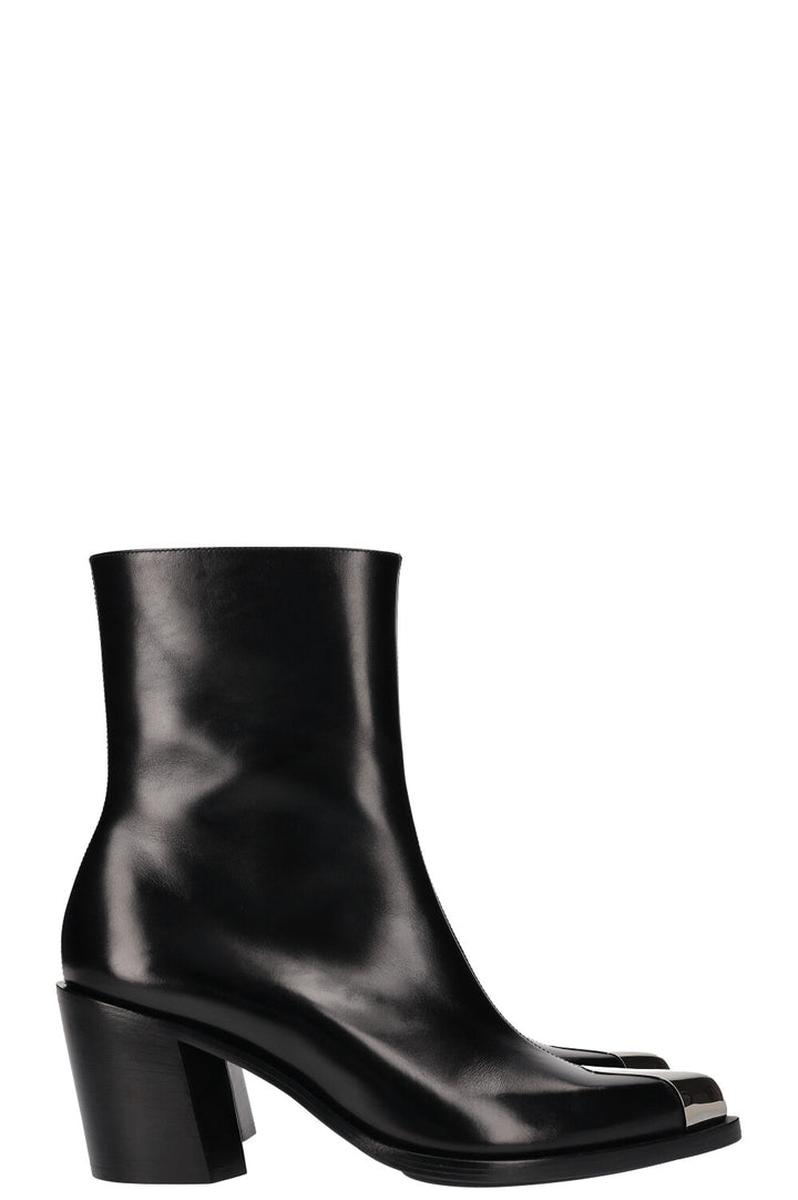 ALEXANDER MCQUEEN Punk Boots