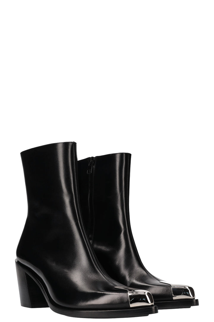 ALEXANDER MCQUEEN Punk Boots