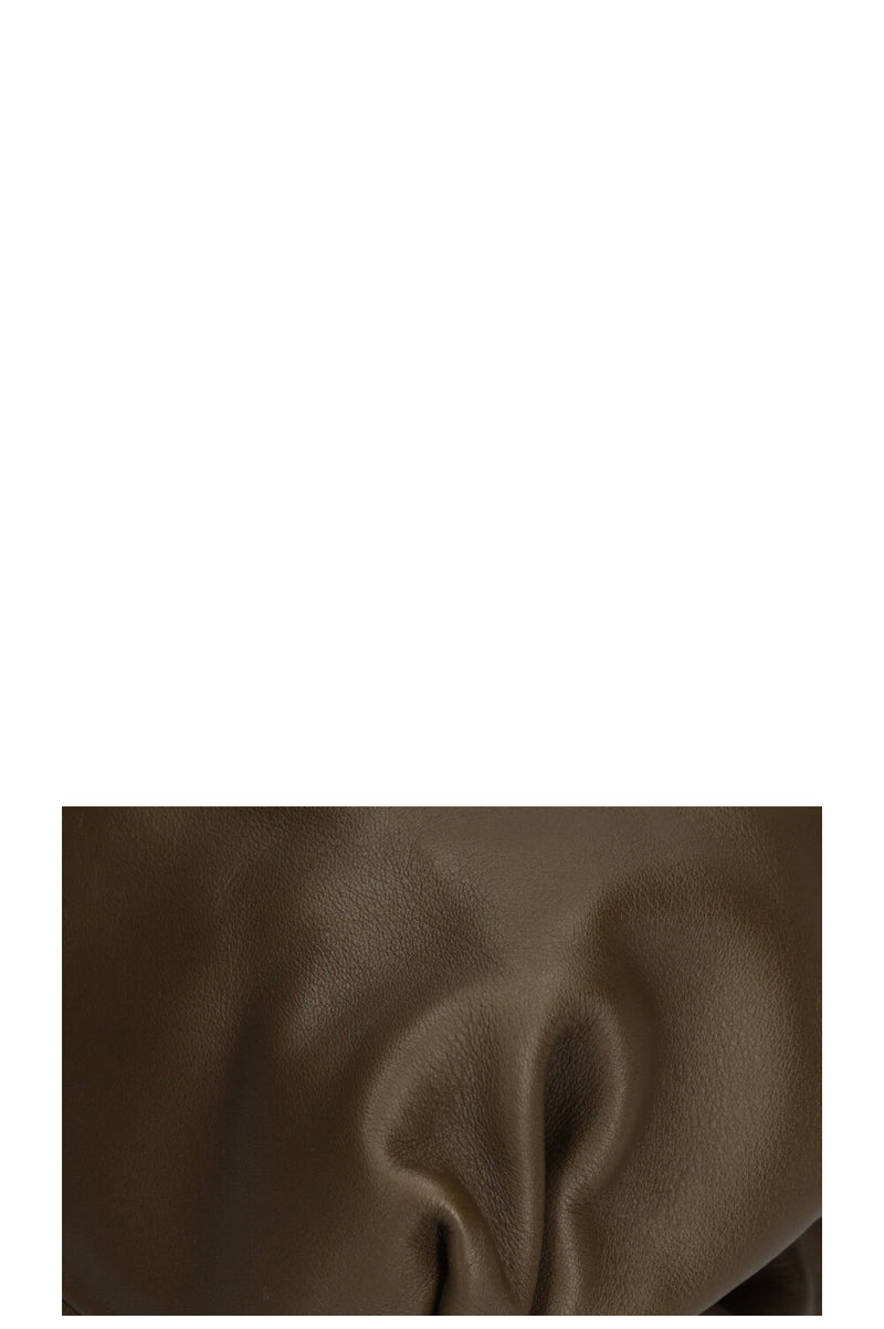 BOTTEGA VENETA The Pouch Green