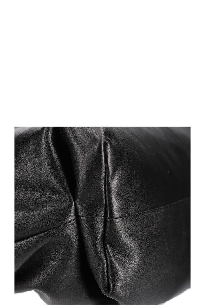BOTTEGA VENETA The Chain Pouch Black Silver