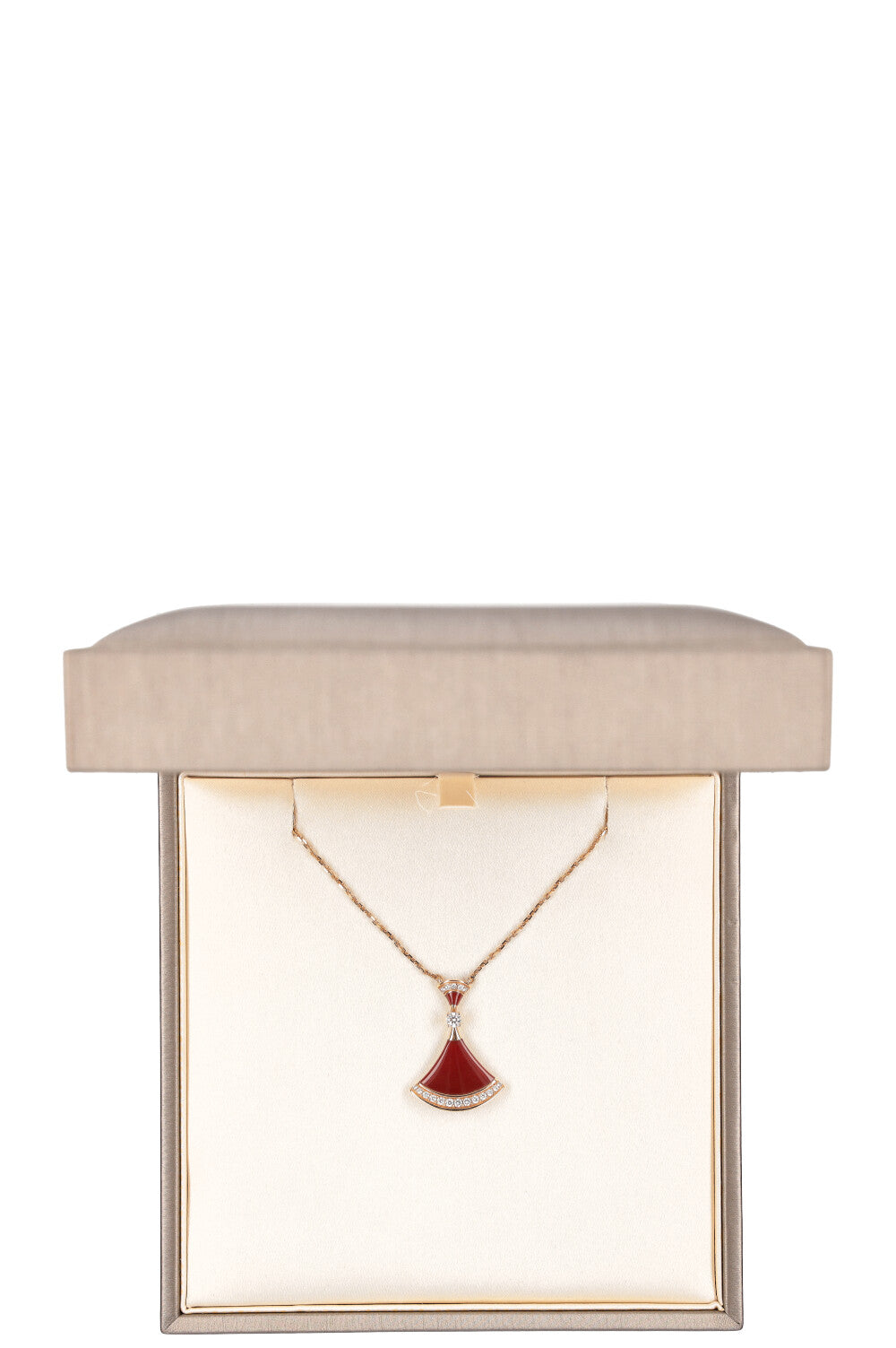 BULGARI Diva's Dream Necklace Karneol