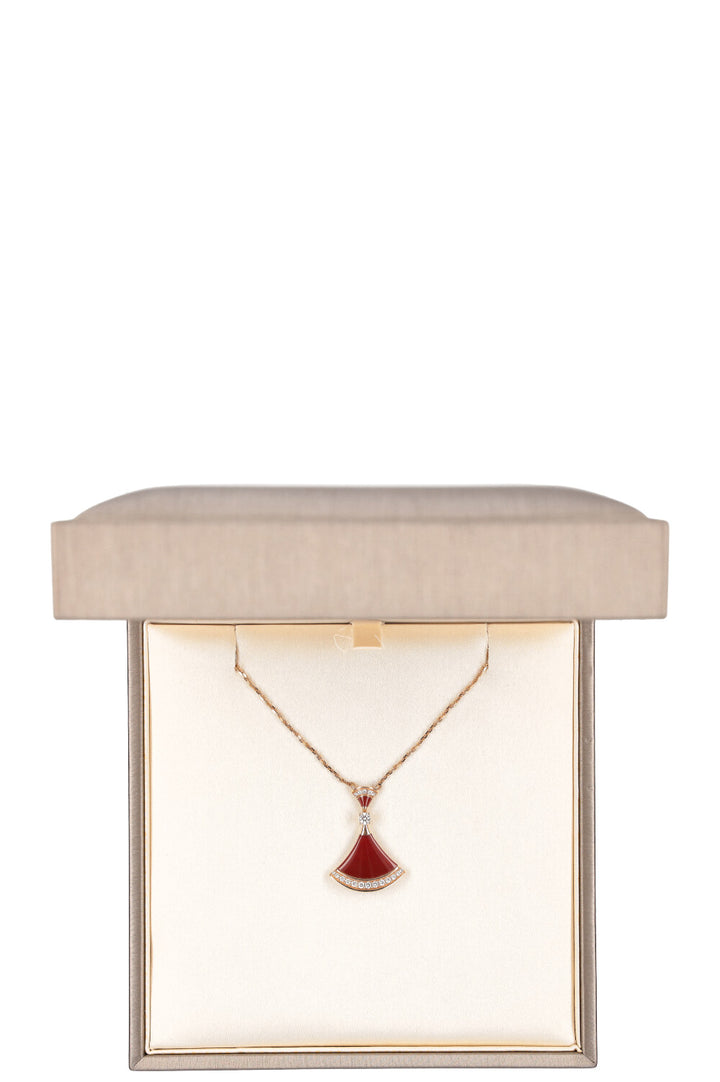 BULGARI Diva's Dream Necklace Karneol