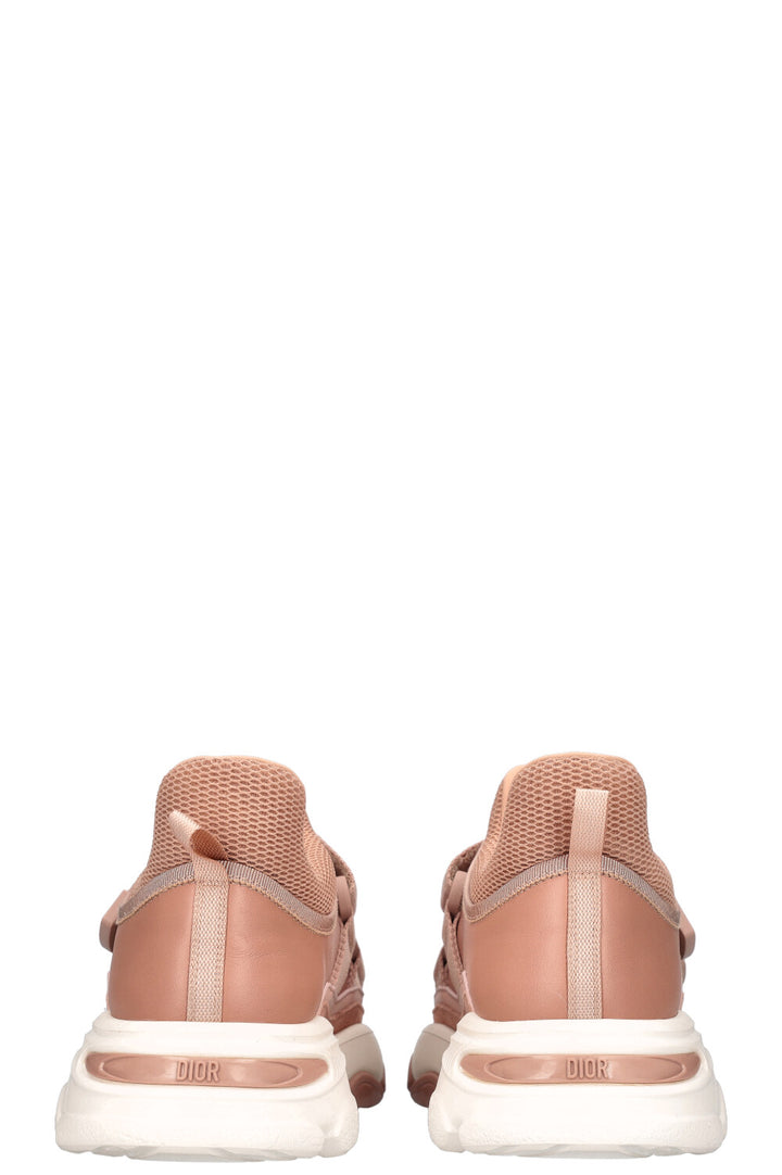 CHRISTIAN DIOR D-Wander sneakers nude