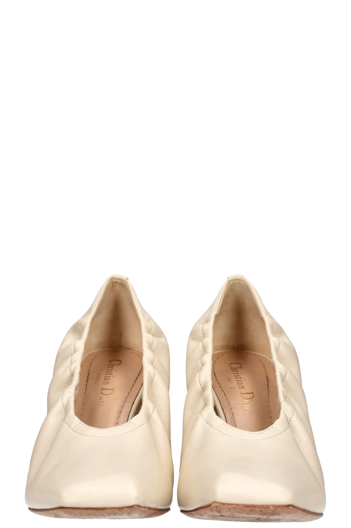 CHRISTIAN DIOR Escarpins Deesse Blanc