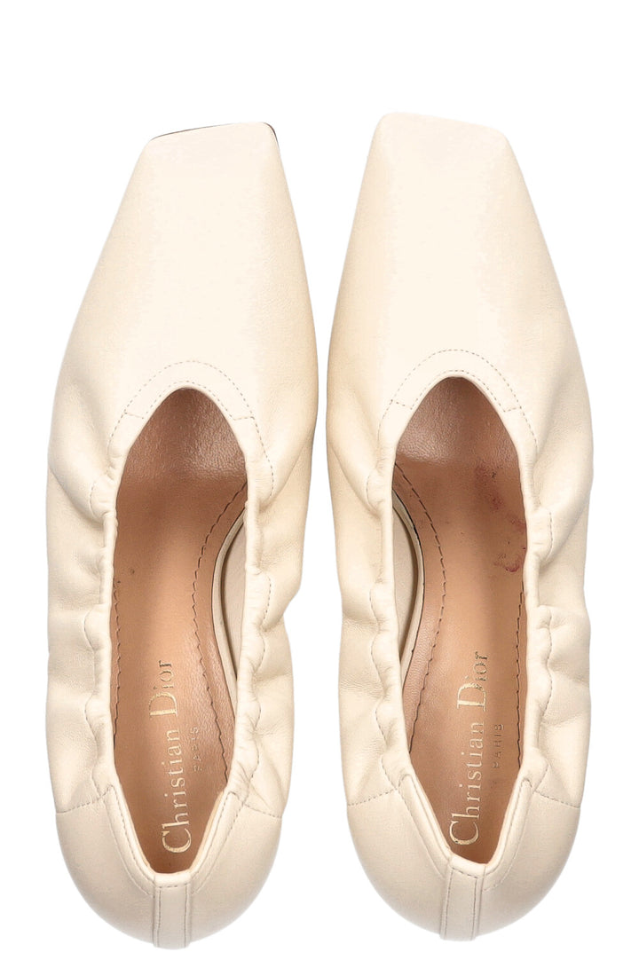 CHRISTIAN DIOR Escarpins Deesse Blanc