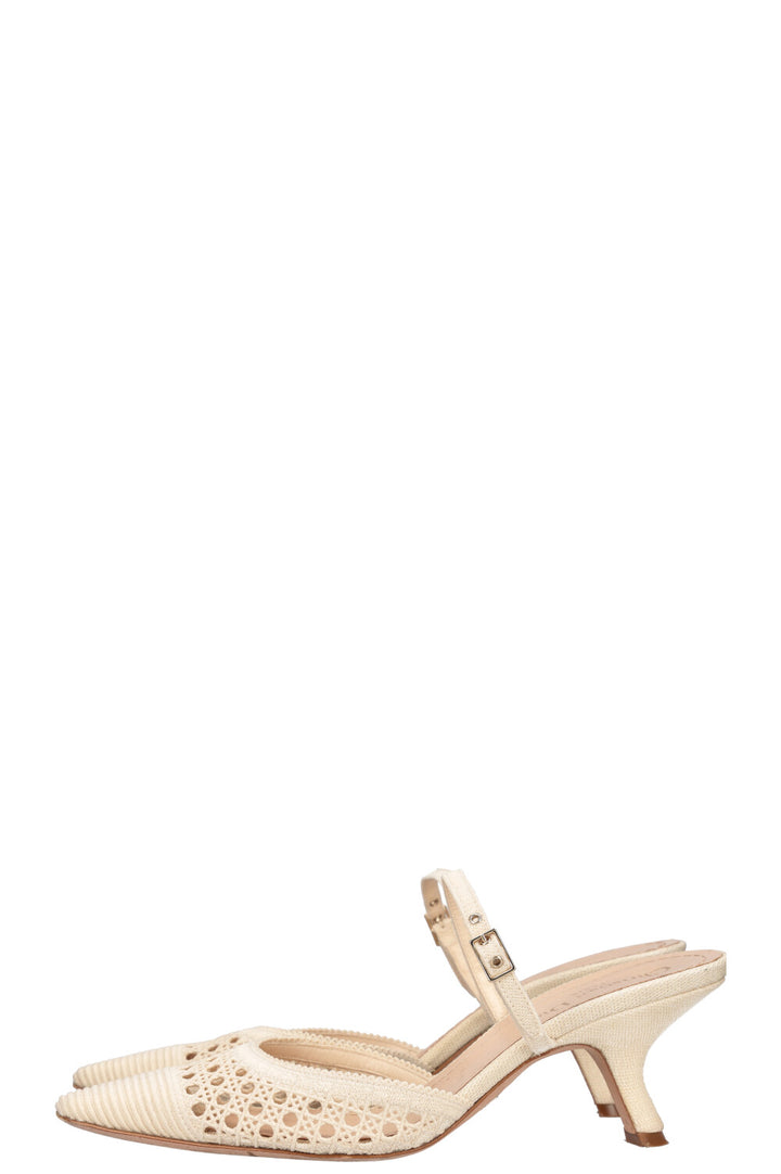 CHRISTIAN DIOR Capture Heels Ivory