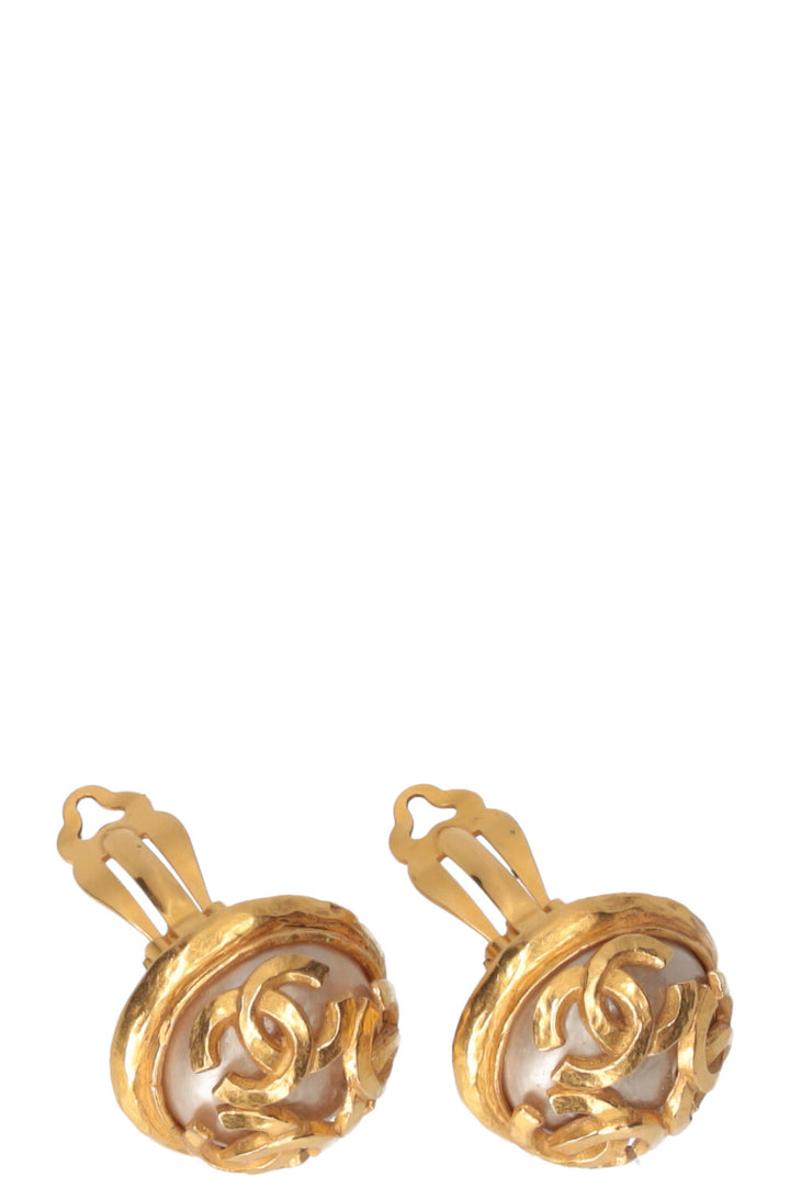 CHANEL Earclips CC Pearl Gold