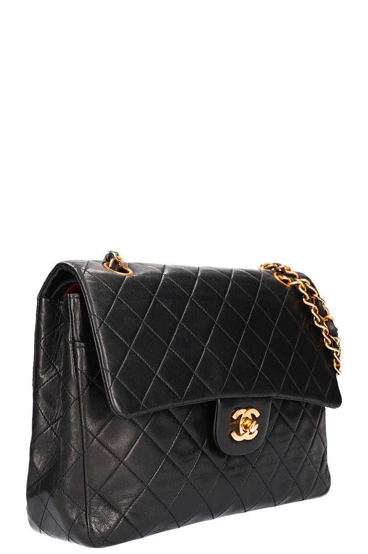 CHANEL Vintage Medium Double Flap Bag