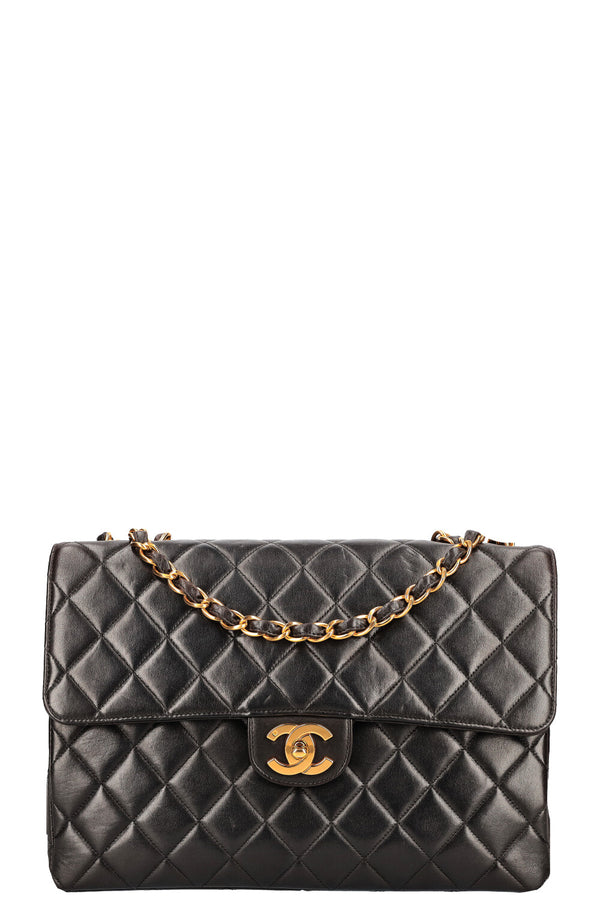 CHANEL Vintage Jumbo Single Flap Bag Black