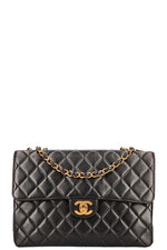 CHANEL Vintage Jumbo Single Flap Bag Black