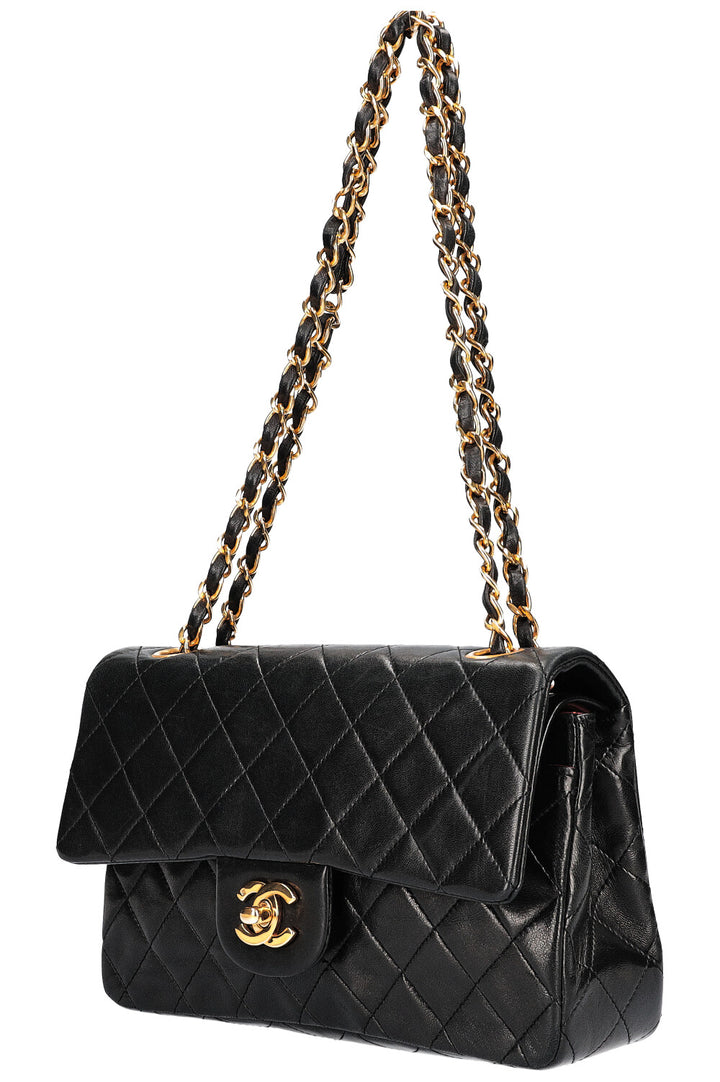 CHANEL Sac moyen à double rabat noir 1989