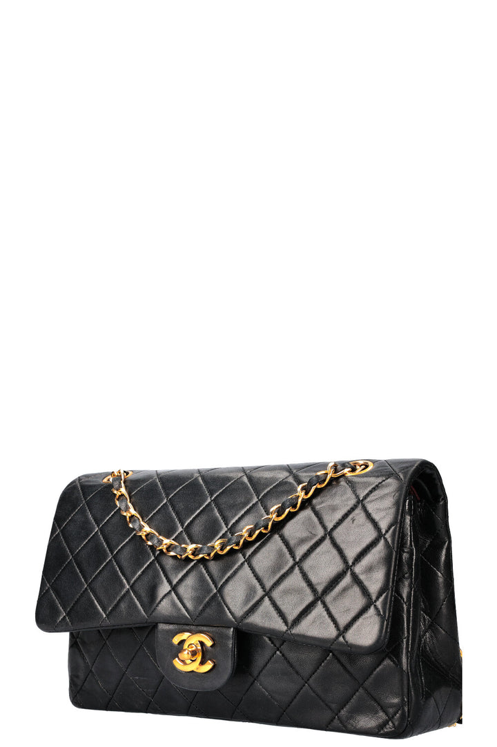 CHANEL Sac moyen à double rabat Noir