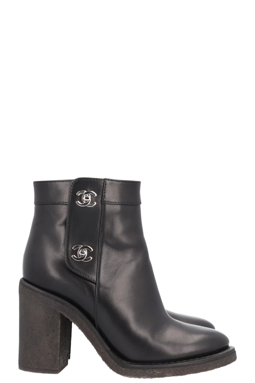 CHANEL CC Turnlock Boots