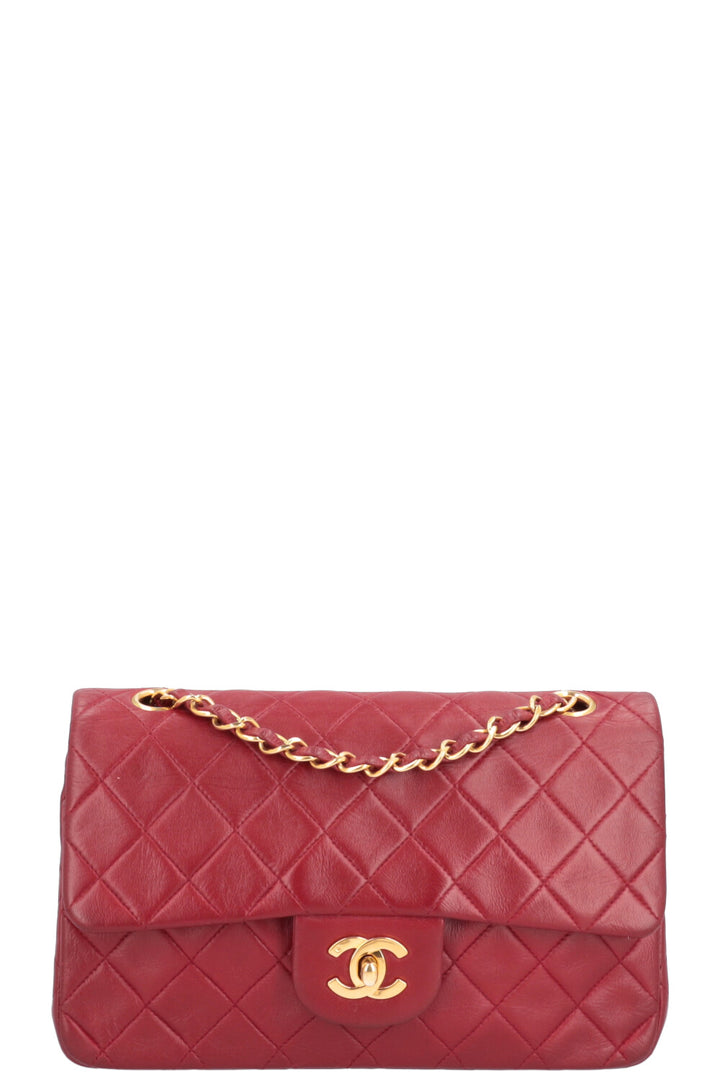 Chanel_Vintage_Double_Flap_Bag