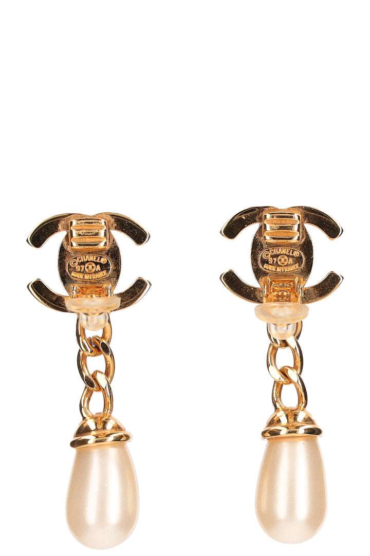 CHANEL Earrings with Pearl Pendant 97
